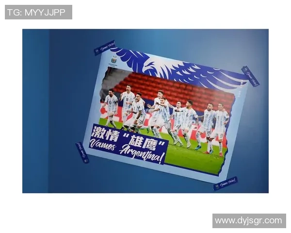 限量版足球球星签名物料卡盲盒 热销中 精美球员签名卡助你收藏荣耀时刻